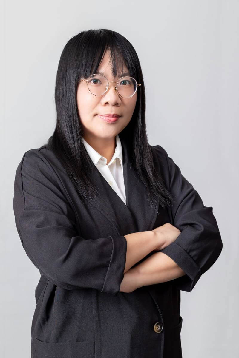 謝念億